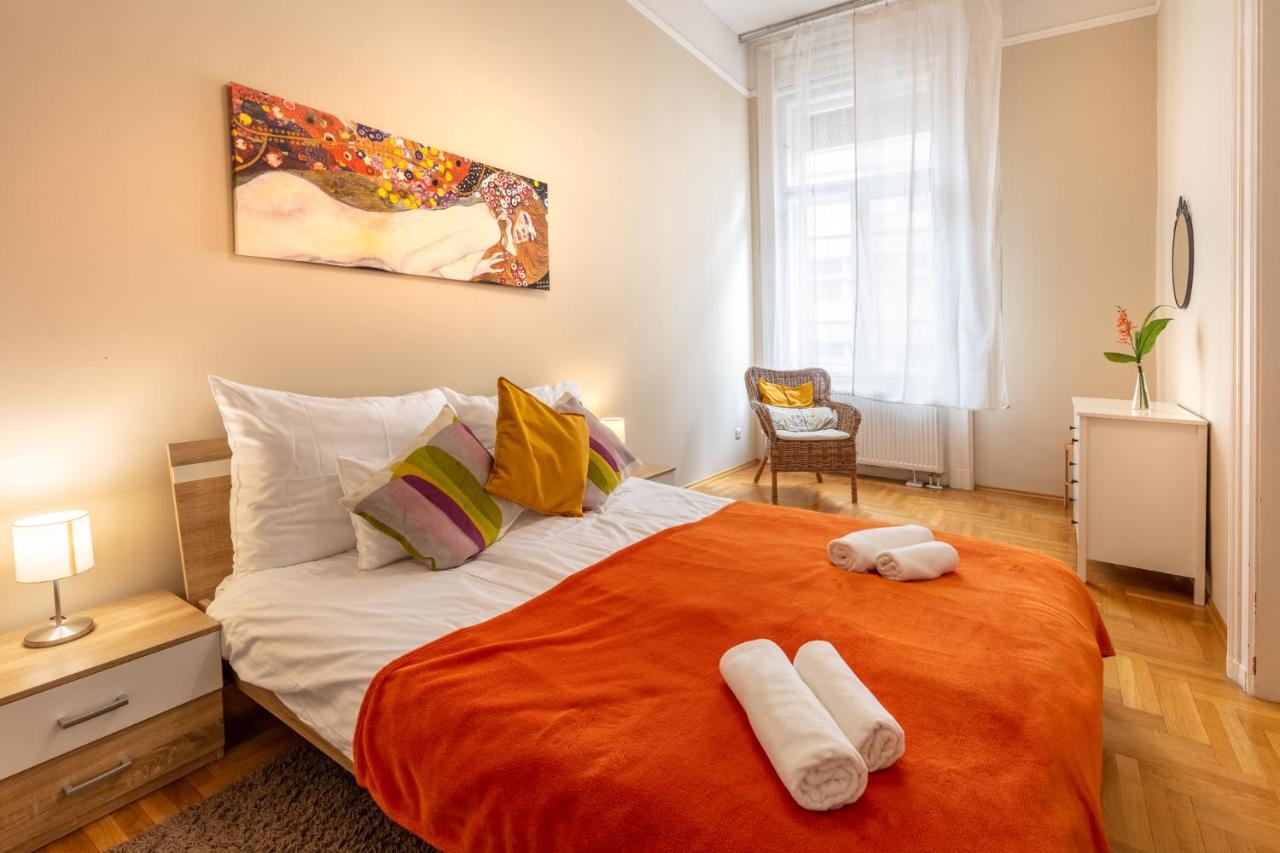 Apartament Orangehomes Kalvin Sq 2 Bedroom *
